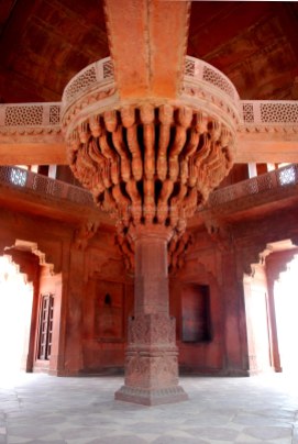 Elephant pillar, Bharatpur